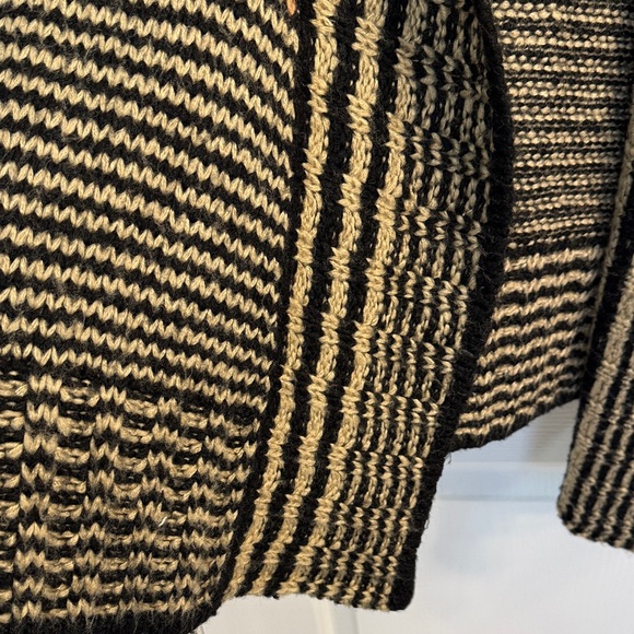 Pink Republic Black, Red, and Tan Patterned Cardigan - Picture 6 of 6